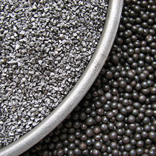 Россыпь литой и колотой дроби