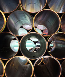 Большая пропускная способность круглых труб Фото круглых труб большого диаметра